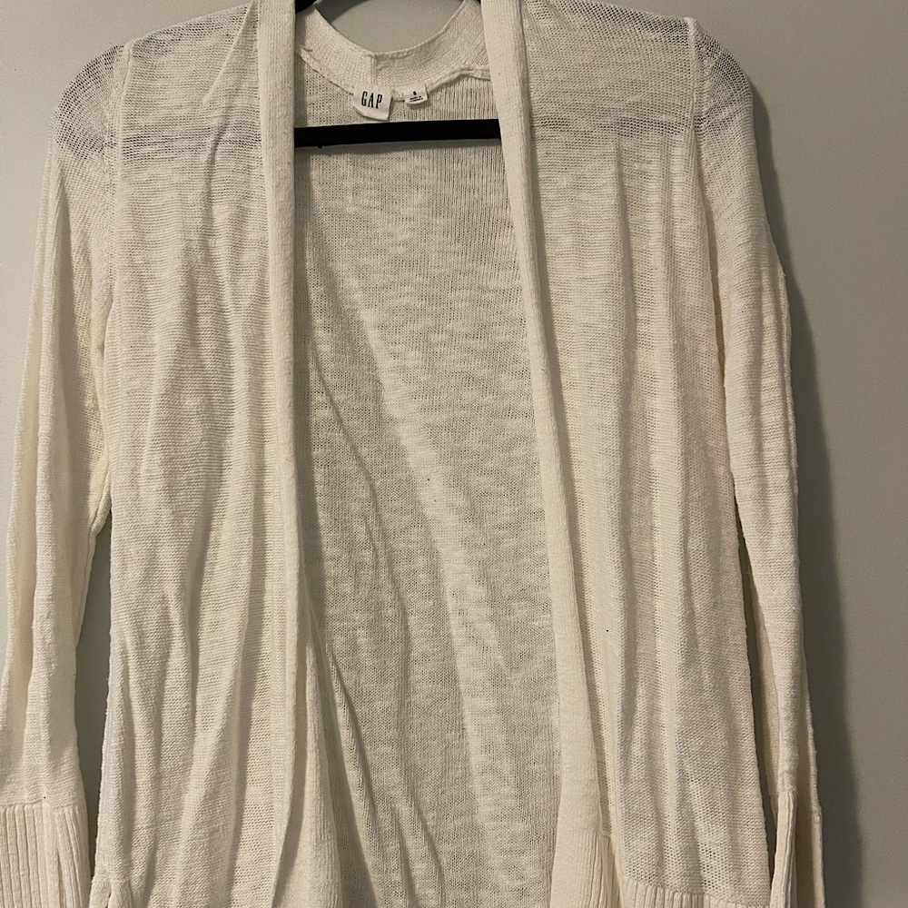 Gap cardigan